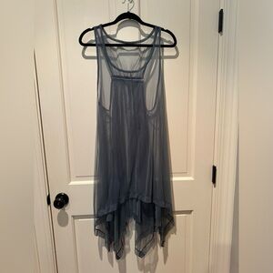 sheer tunic to wear over leggings and tight fitting tank